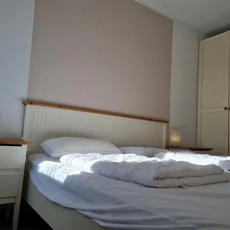 Ohrenqualle Apartman Dornum